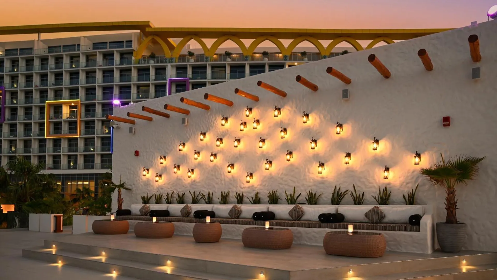 Centara Mirage Beach Resort Dubai
