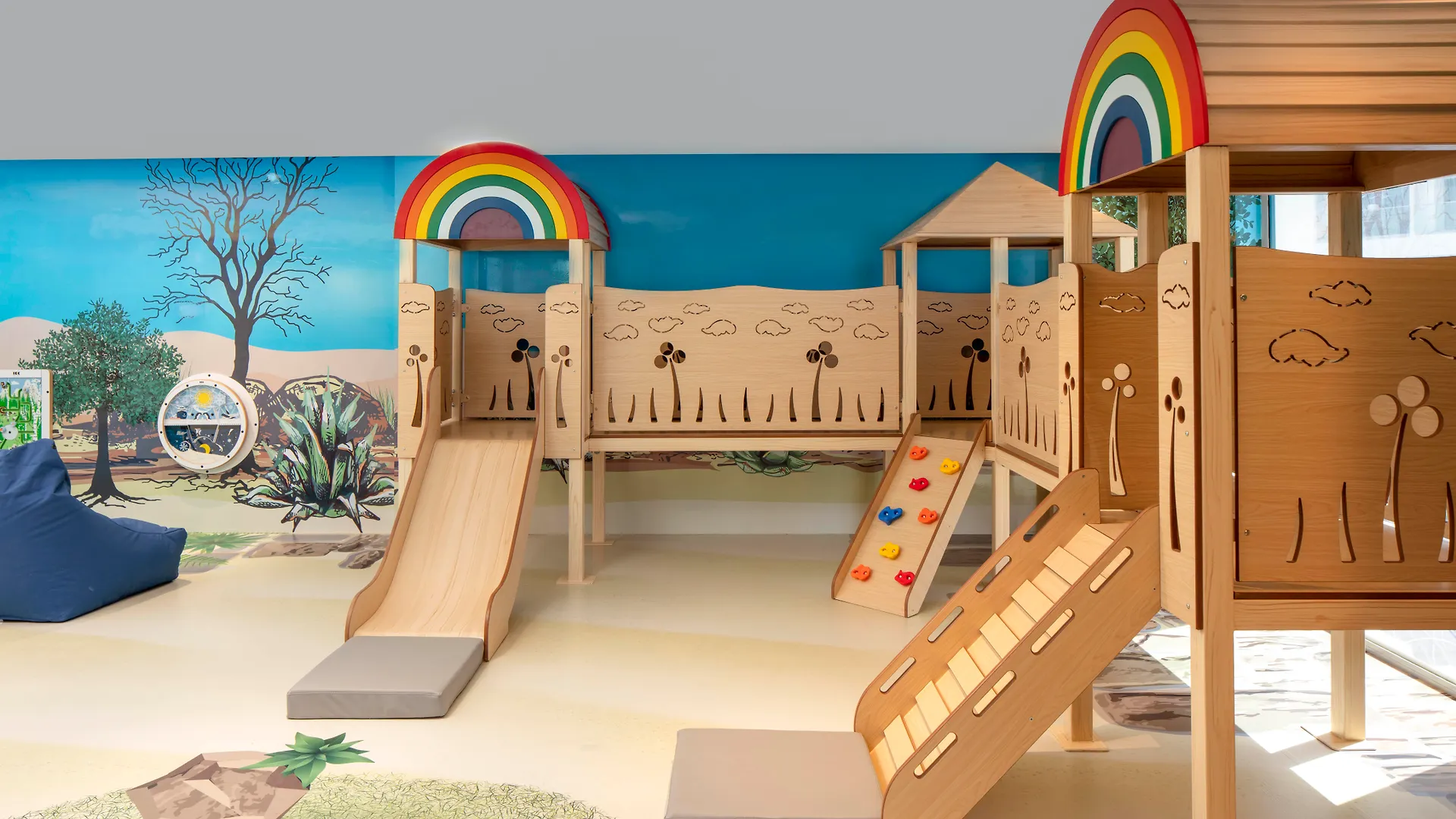 Centara Mirage Beach Resort דובאי