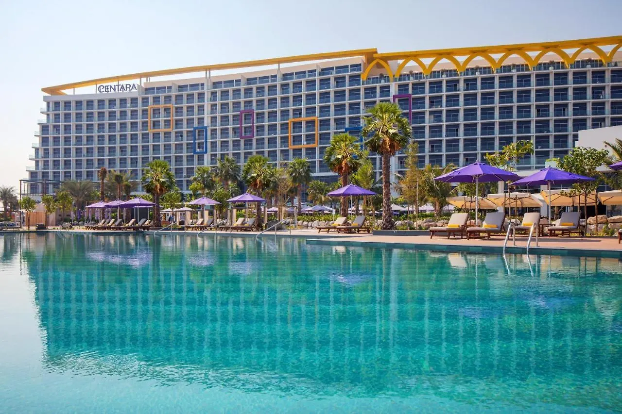 Centara Mirage Beach Resort דובאי
