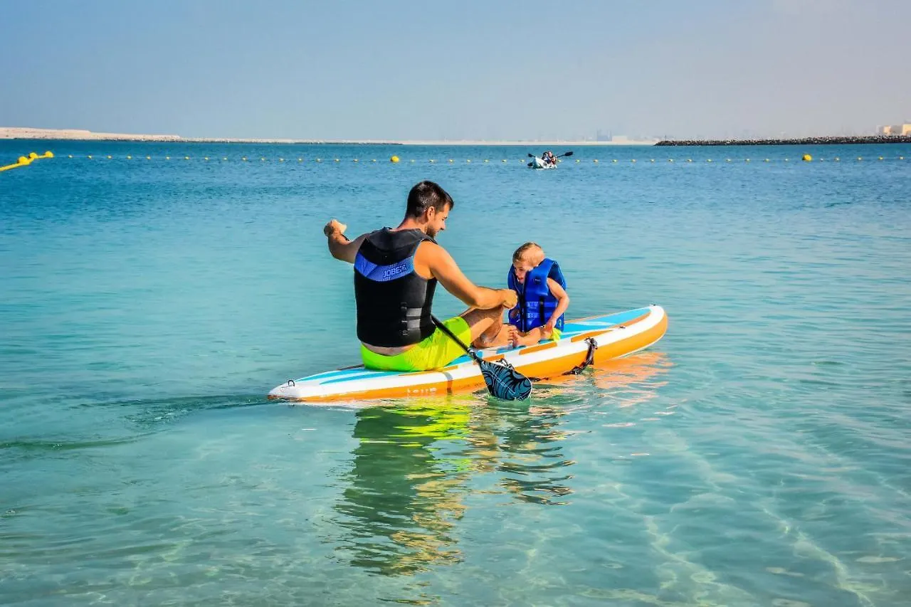 Centara Mirage Beach Resort דובאי