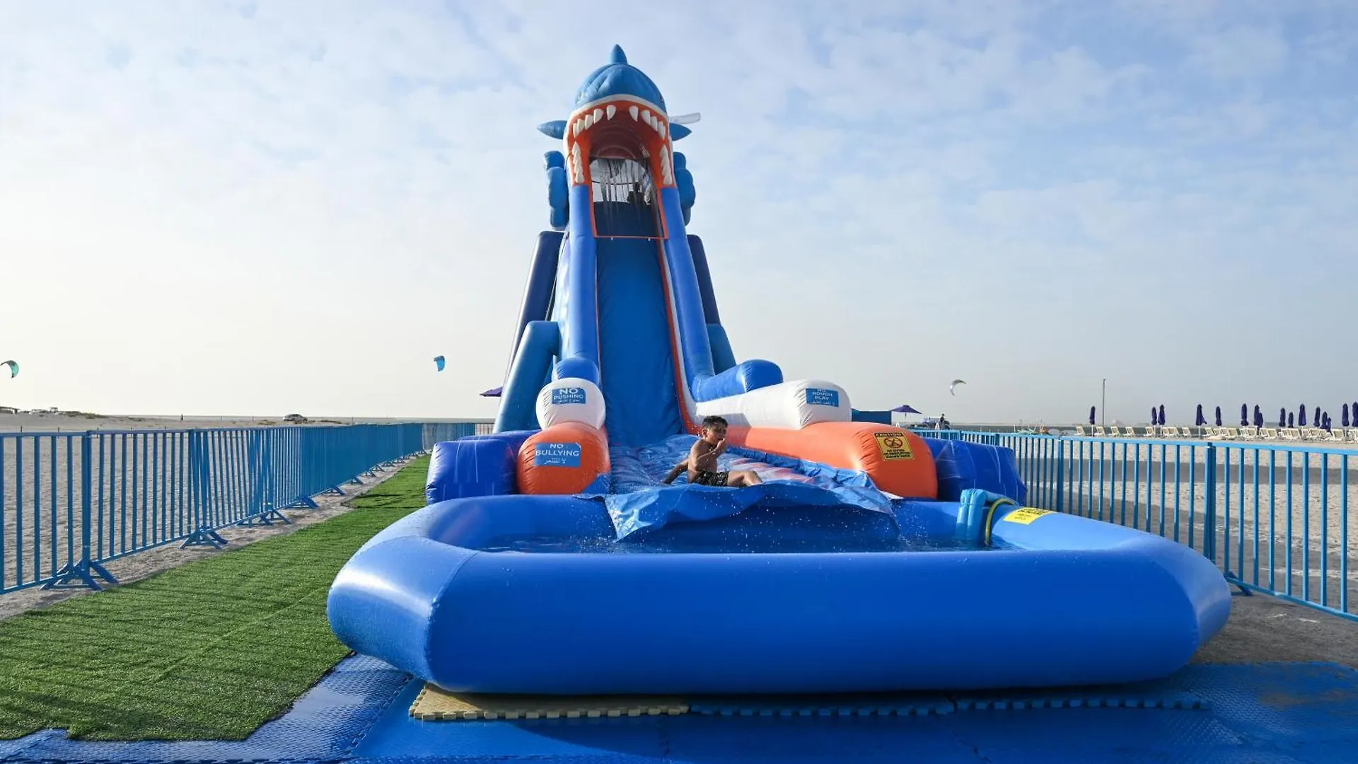 Centara Mirage Beach Resort דובאי